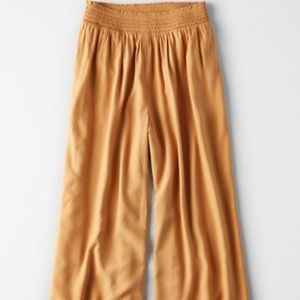 ISO AMERICAN EAGLE YELLOW SMOCKE CULOTTES PANTS
